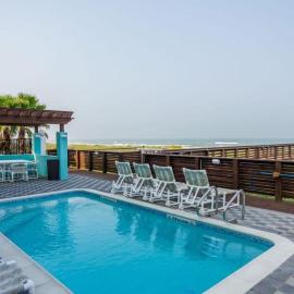 Beachfront 3 Bedroom Condo, hotel in South Padre Island