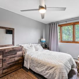 Quiet And Comfortable Deluxe, hotel em Anchorage