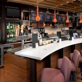 Courtyard by Marriott Portland Hillsboro, hotelli kohteessa Hillsboro