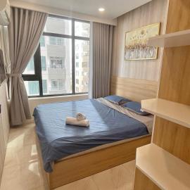 Beachfront Hon Chong Nha Trang Apartment