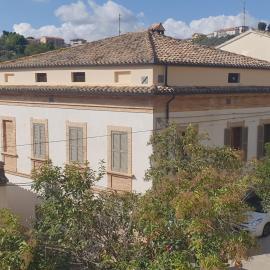 Casa Pilato, hotel in Loreto Aprutino