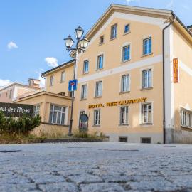 Golf Hotel Des Alpes, hotel din Samedan