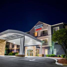 Fairfield Inn & Suites Fredericksburg, hotelli kohteessa Fredericksburg