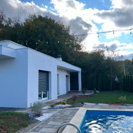 Pine Serenity Villa, hotel a Novoberdo