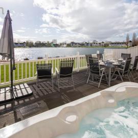 Windrush Lake 82, Puffin Lodge - P