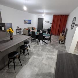 New central apartment close to promenade