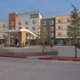 Fairfield Inn & Suites by Marriott Oklahoma City El Reno, хотел в El Reno