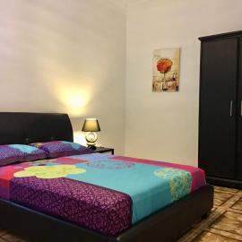Appartement 2 chambres tout confort, Plage de SAÏDIA à 700m, CLIM, WIFI, parking gratuit, hotel din Saïdia