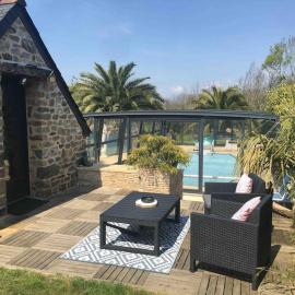 Maisonnette en pierre avec Piscine privative chauffée toute l année, hotel em Plougastel-Daoulas