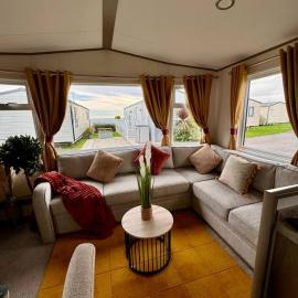 Holiday home in Durdle door with stunning Sea view, hotel in West Lulworth