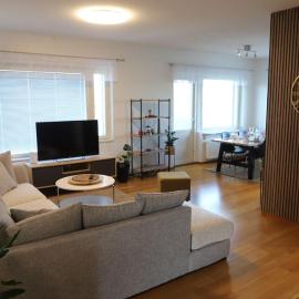 Spacious Top-Floor Apartment with Private Sauna - City Center