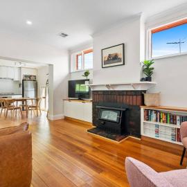 New Town Bungalow - A Leafy Family Haven