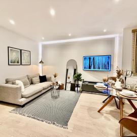 Superb Duplex in North London with reserved parking, hotell sihtkohas The Hyde