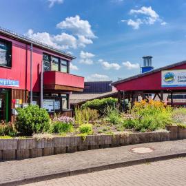 Vier Jahreszeiten Camping - Biggesee, hotel v mestu Olpe