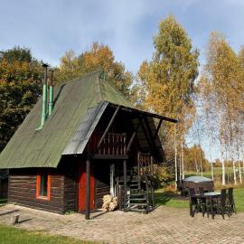 Pirts namiņš Zvaniņi: Vecumnieki şehrinde bir otel