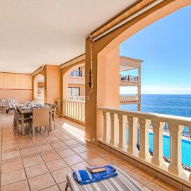 Sea view apartment Nautico Suites