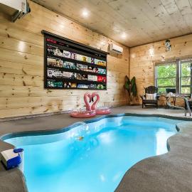 Summer Special, Indoor Pool, Pet Stays Free,Movie, HotTub, hotel u gradu Seviervil