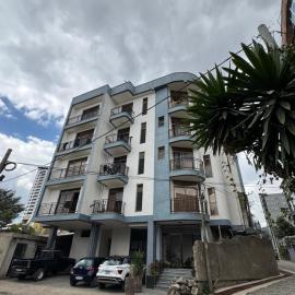Family apartment Prime location and easy access 1