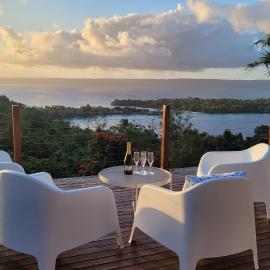 Longview - stunning views, sleeps 8