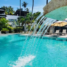 Aligio Beachfront Resort & Spa