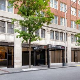 Courtyard by Marriott Atlanta Downtown, хотел в Атланта