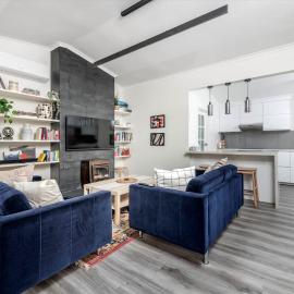 Charming Ainslie Retreat with Garden & City Access, Hotel in Canberra