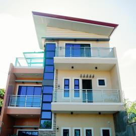 Rb's Three Storey House, hotel a Zamboanga