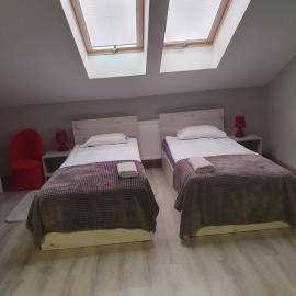 Stajnia Kruki, hotel in Mrozy