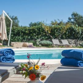Dimora Il Mandorlo con jacuzzi riscaldata, hotelli kohteessa Ostuni
