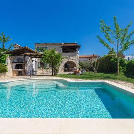 Beeindruckende Finca mit Privatpool, Meerblick, Babybett und besonderem Interieur