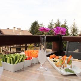 InterContinental Mzaar Lebanon Mountain Resort & Spa by IHG, khách sạn ở Kfardebian