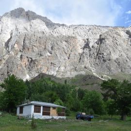 Siwakth Chitral Hutts, hotel Chitrāl városában