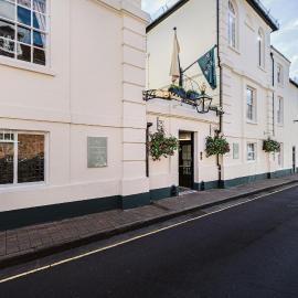 Winchester Royal Hotel, hótel í Winchester