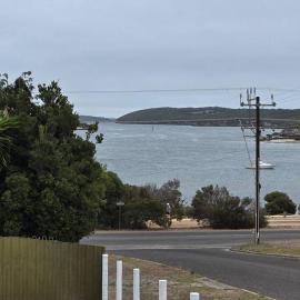 Howsthaserenitee - 3BR house with bay views