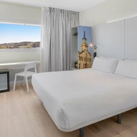 Viesnīca B&B HOTEL Figueres pilsētā Figeresa