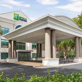 Holiday Inn Express Hotel & Suites Hagerstown by IHG, hotel u gradu 'Hagerstown'