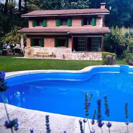 Casa Rural El Edén del Ungría, Hotel in Caspueñas