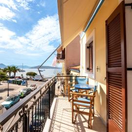 Aegina Town Cozy Escape, ξενοδοχείο στην Αίγινα Πόλη