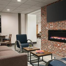 Four Points by Sheraton Raleigh Arena, hótel í Raleigh
