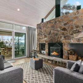 Silvertop Apartment, hotell i Crackenback