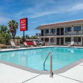 Econo Lodge Stockton near I-5 Fairgrounds, hotel din Stockton