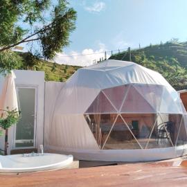 Hanara Private Glamping, hotel a Panjadakan