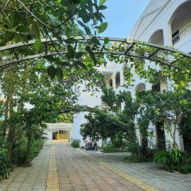 Đinh Gia Palace, hotelli kohteessa Nam Giao