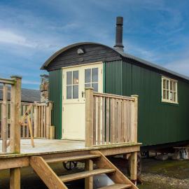 Shepherds Hut at Maes Uldale stunning fell views and next door to popular cafe for sweet treats