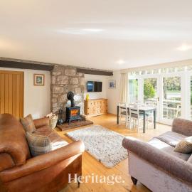 The Stables Cottage, Aboyne, Peaceful Stay in Royal Deeside, hotel in Aboyne