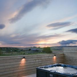 Cozy cottage, Mountain view, hotel in Selfoss