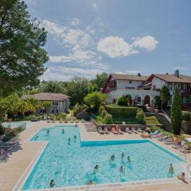 T2 Ciboure 4 pers avec piscine idéal vacances, hotell i Ciboure