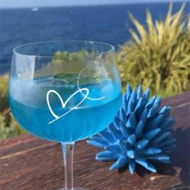 Unique modern beachfront Villa Thalassa Latchi!, hotel in Neo Chorio