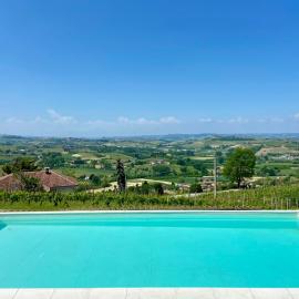 Villa il Gelso, hotel v destinaci Castagnole Lanze