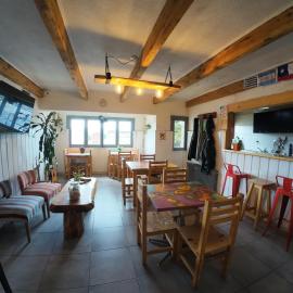 Temiscira Hostel, hotel in San Carlos de Bariloche